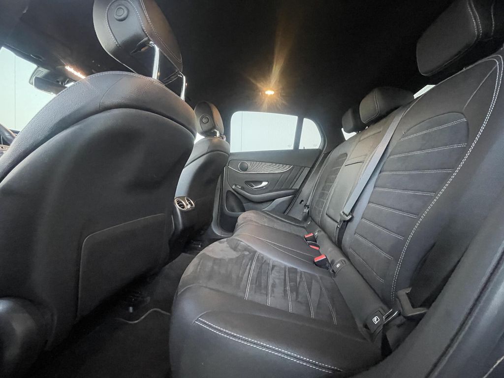 Mercedes-Benz GLC 300 2022