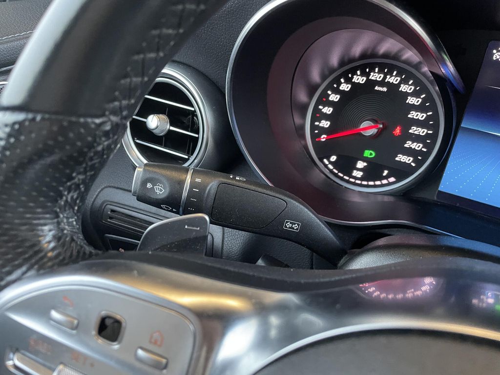 Mercedes-Benz GLC 300 2022