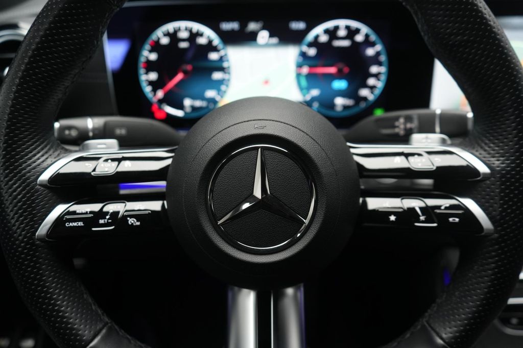 Mercedes-Benz E 300 2023