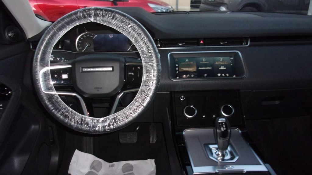 Land Rover Range Rover Evoque 2021