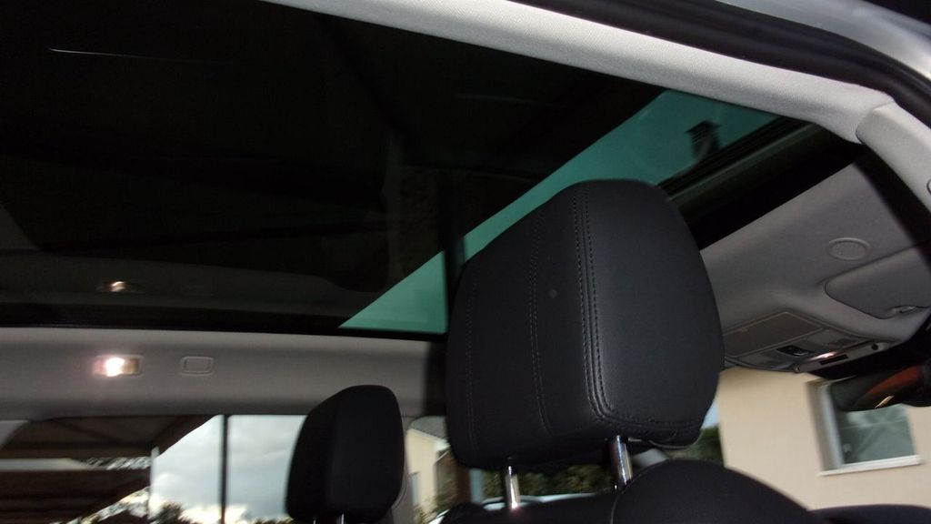 Land Rover Range Rover Evoque 2021