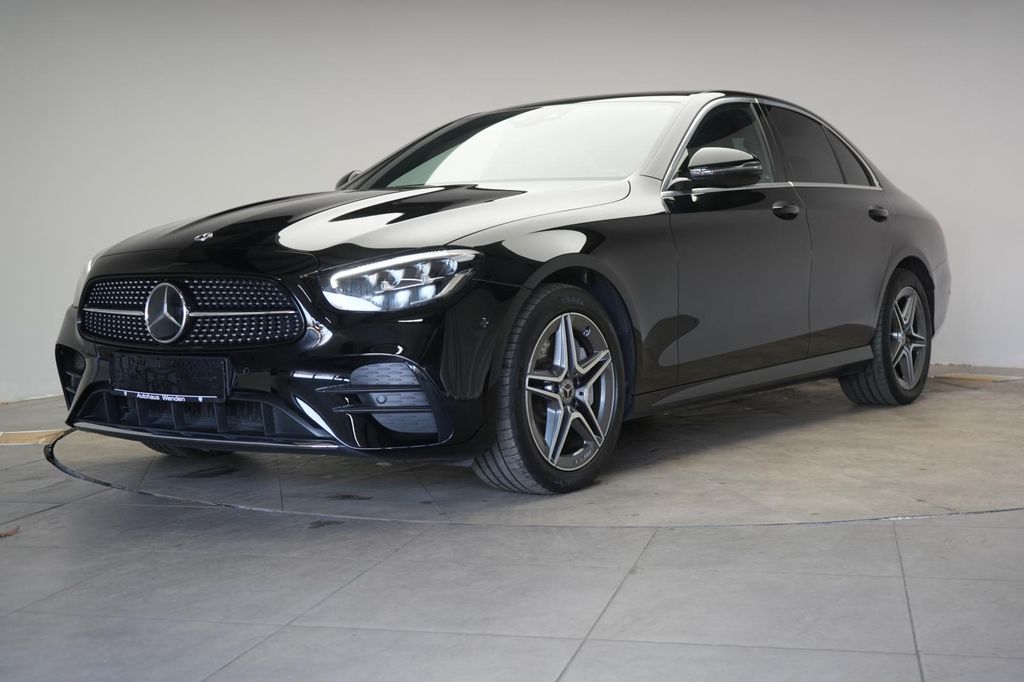 Mercedes-Benz E 300 2023