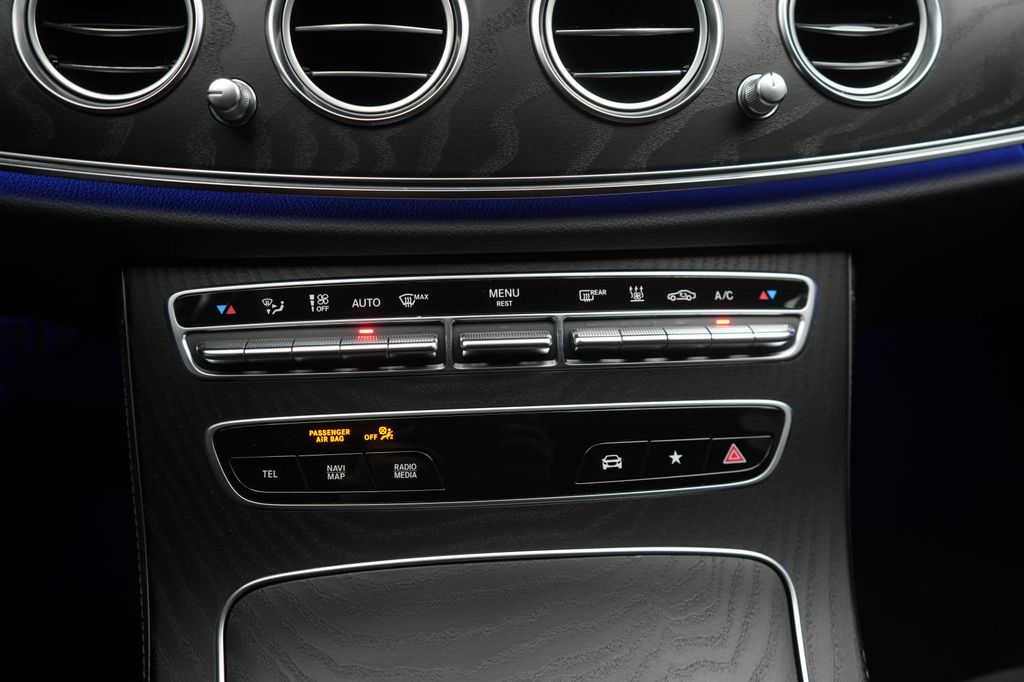 Mercedes-Benz E 300 2023