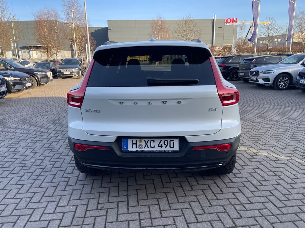 Volvo XC40 2026
