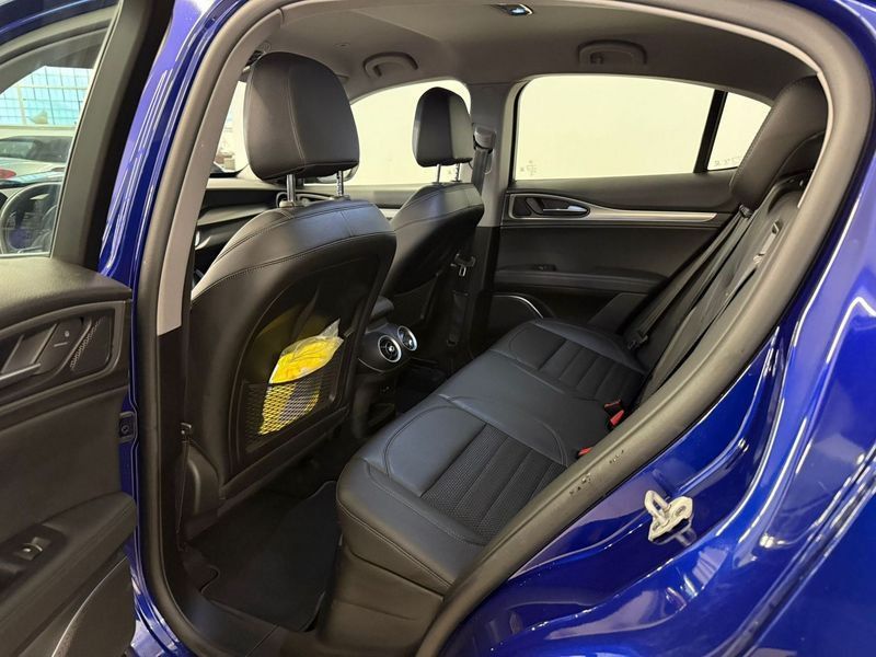 Alfa Romeo Stelvio 2021