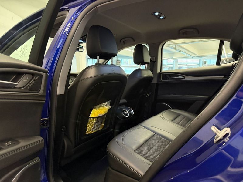 Alfa Romeo Stelvio 2021