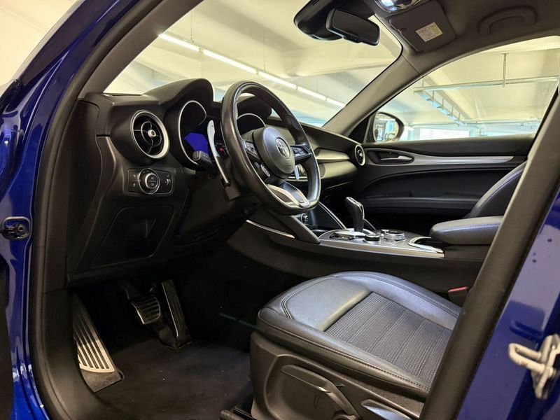 Alfa Romeo Stelvio 2021