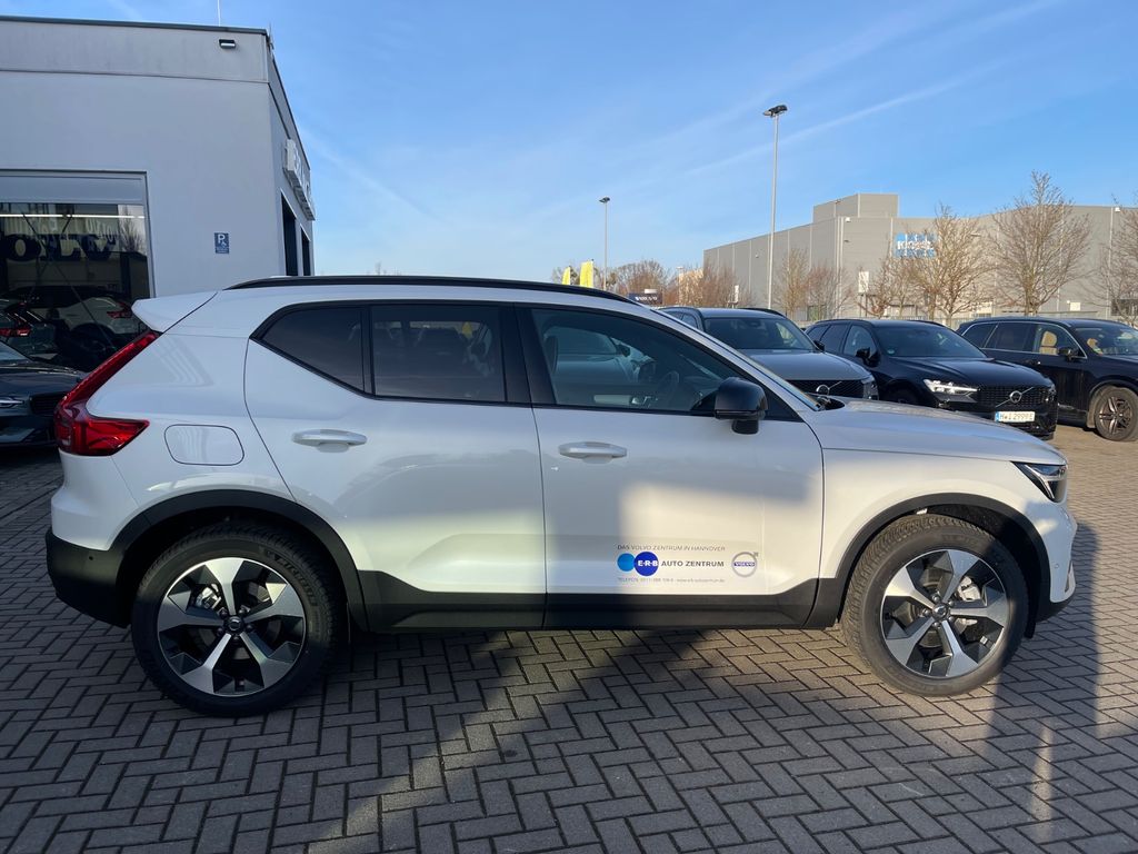Volvo XC40 2026
