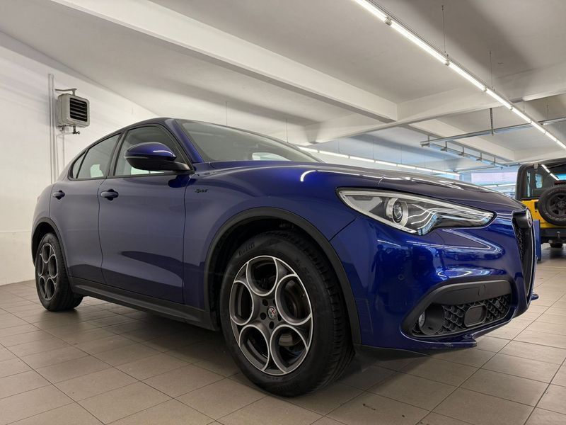 Alfa Romeo Stelvio 2021