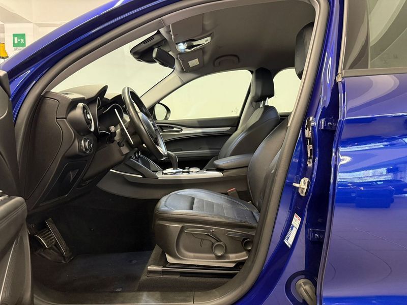 Alfa Romeo Stelvio 2021