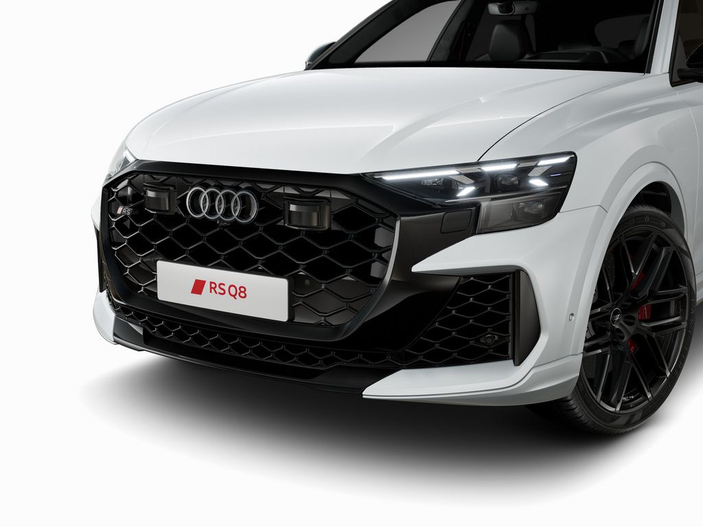 Audi RSQ8