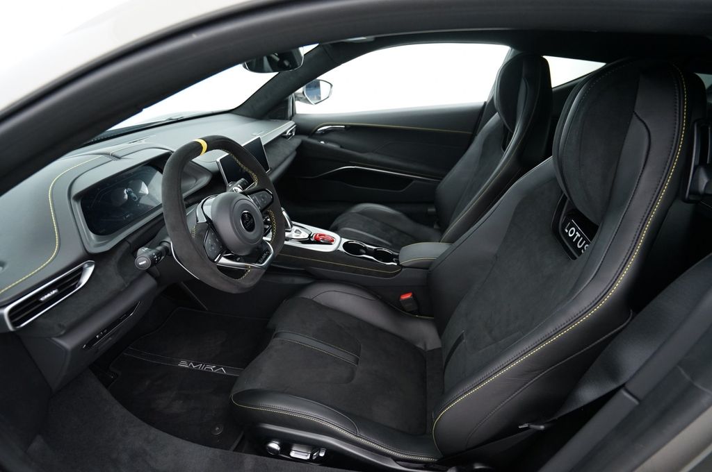 Lotus Emira