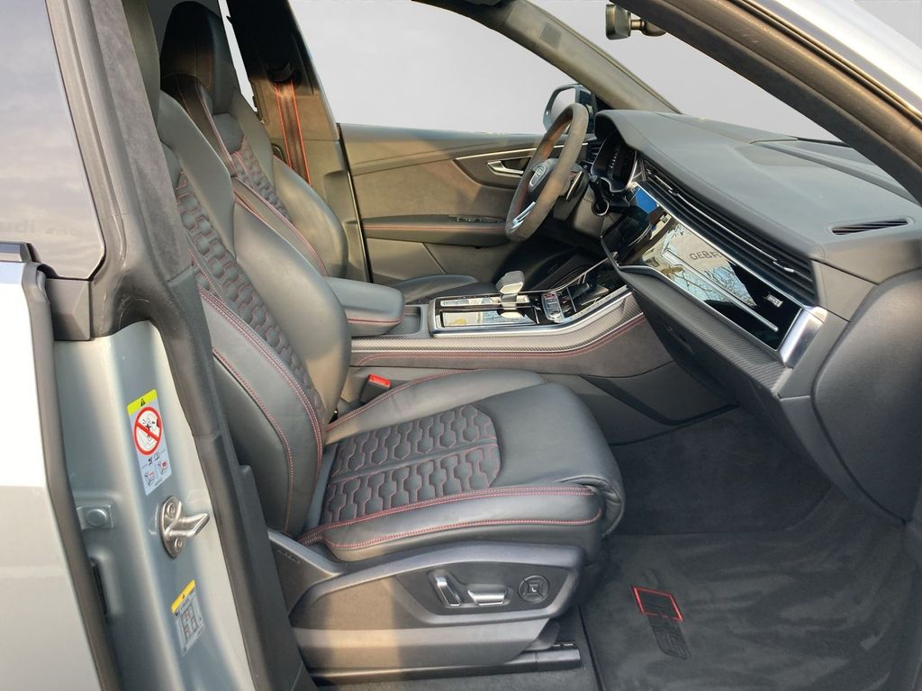 Audi RSQ8 2025