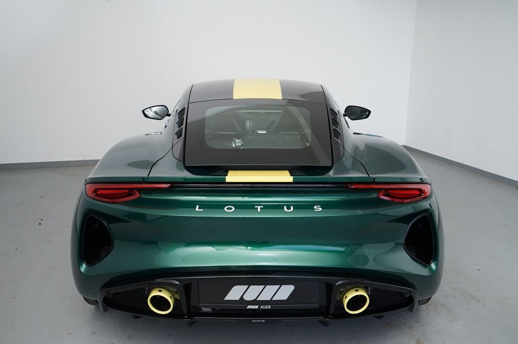 Lotus Emira