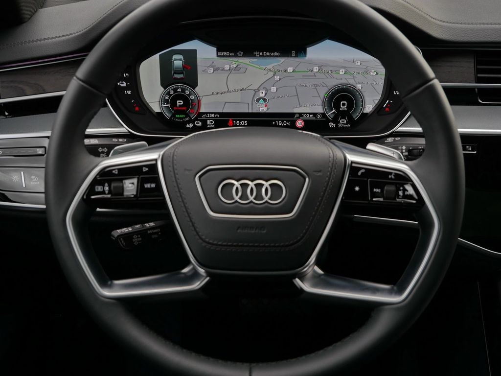 Audi A8 2025