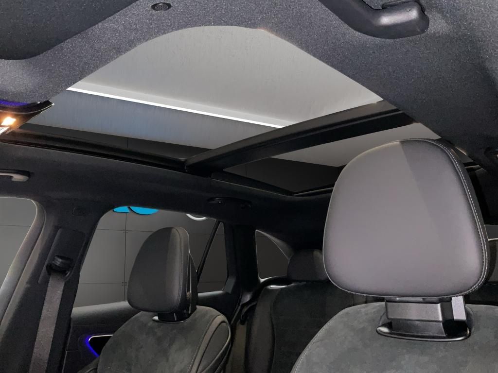 Mercedes-Benz GLC 300 2025