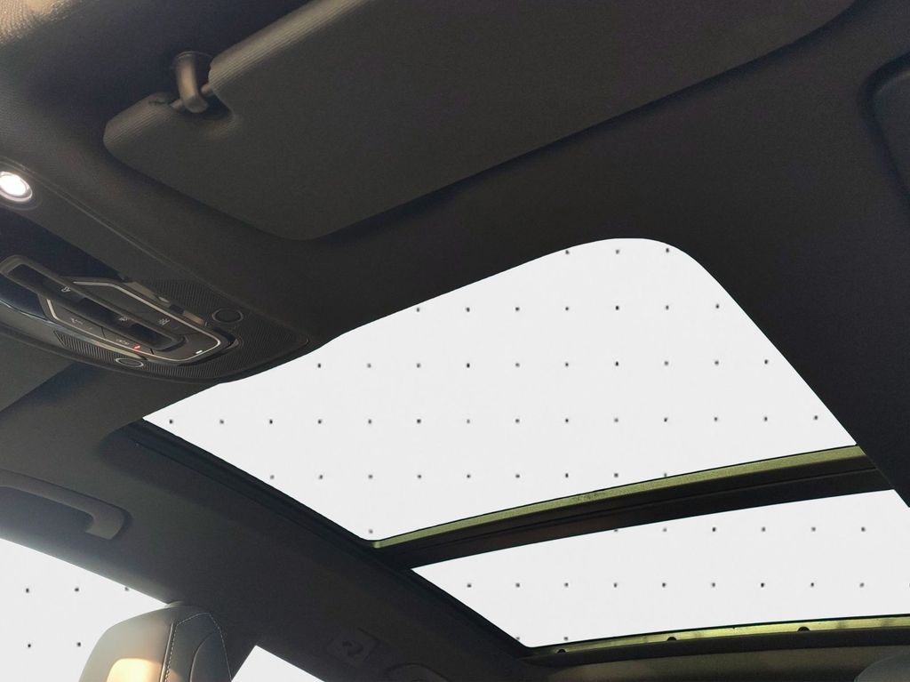 Audi SQ8 2023