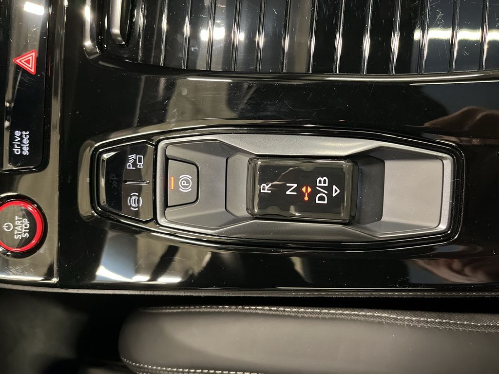 Audi A6 e-tron 2025