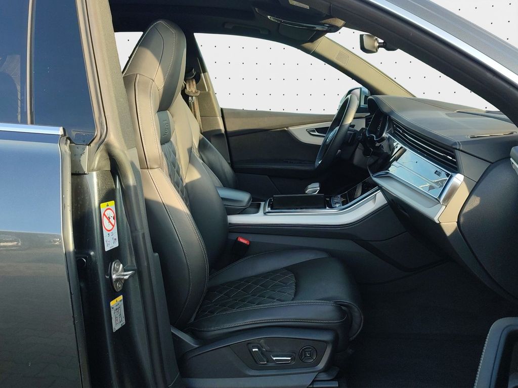 Audi SQ8 2023