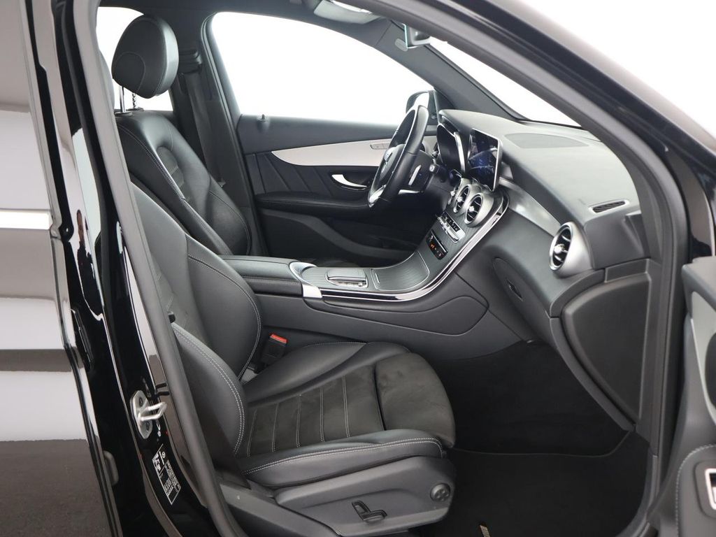 Mercedes-Benz GLC 300 2022