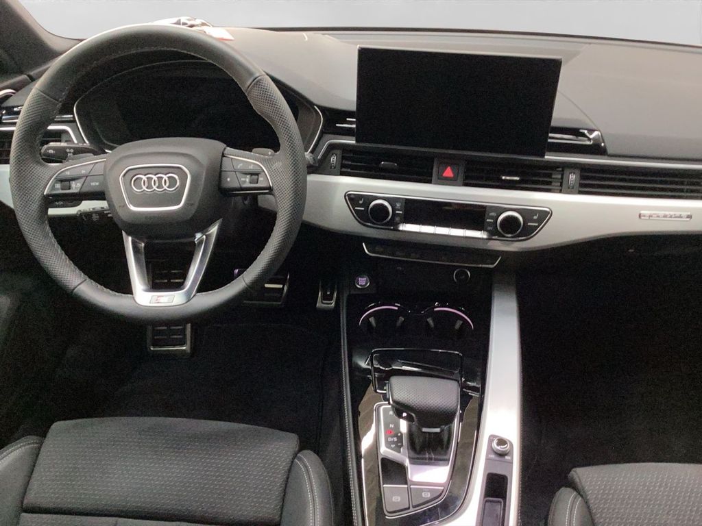 Audi A4 2025
