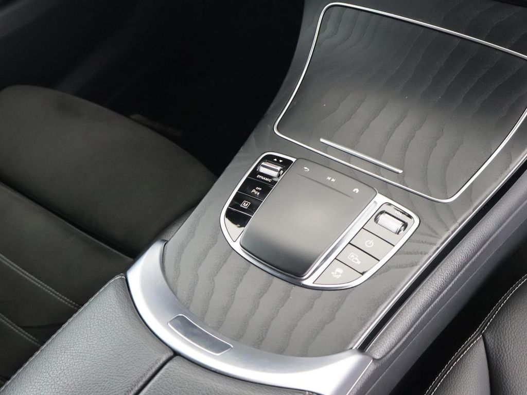 Mercedes-Benz GLC 300 2022