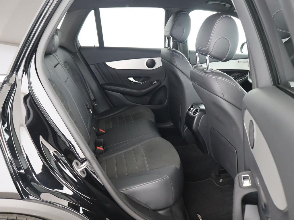 Mercedes-Benz GLC 300 2022