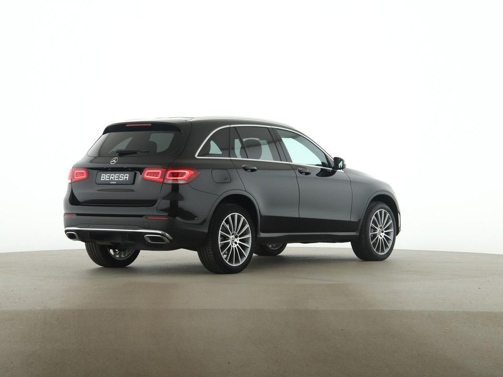 Mercedes-Benz GLC 300 2022