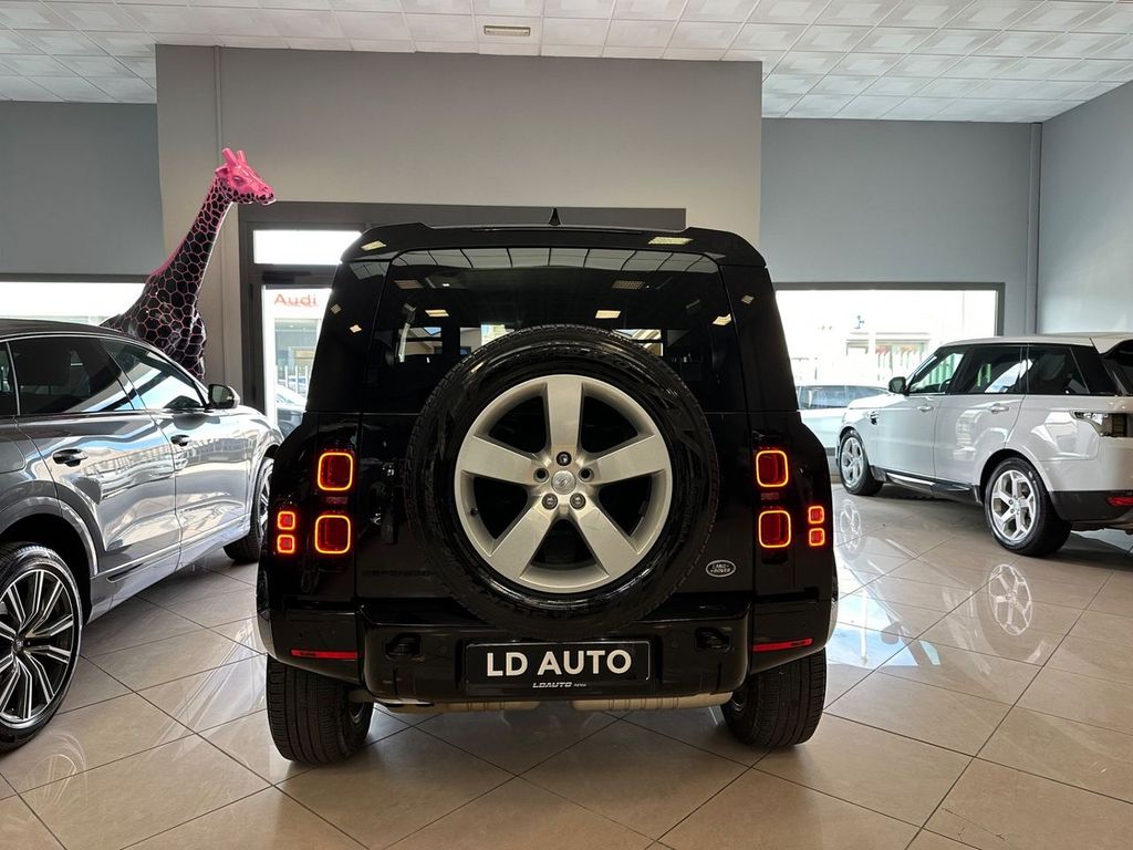 Land Rover Defender 2022