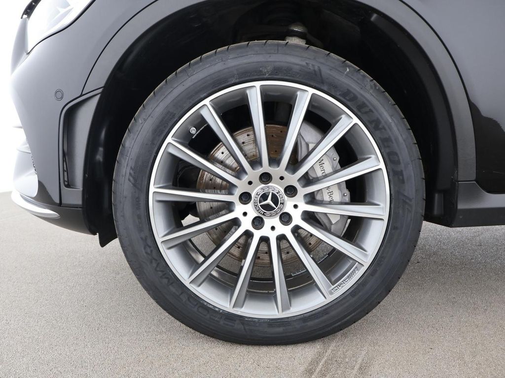 Mercedes-Benz GLC 300 2022