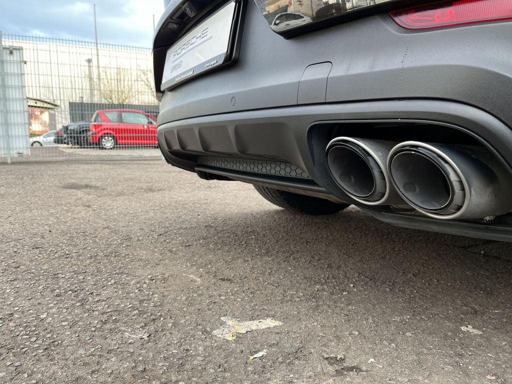 Porsche Cayenne 2024