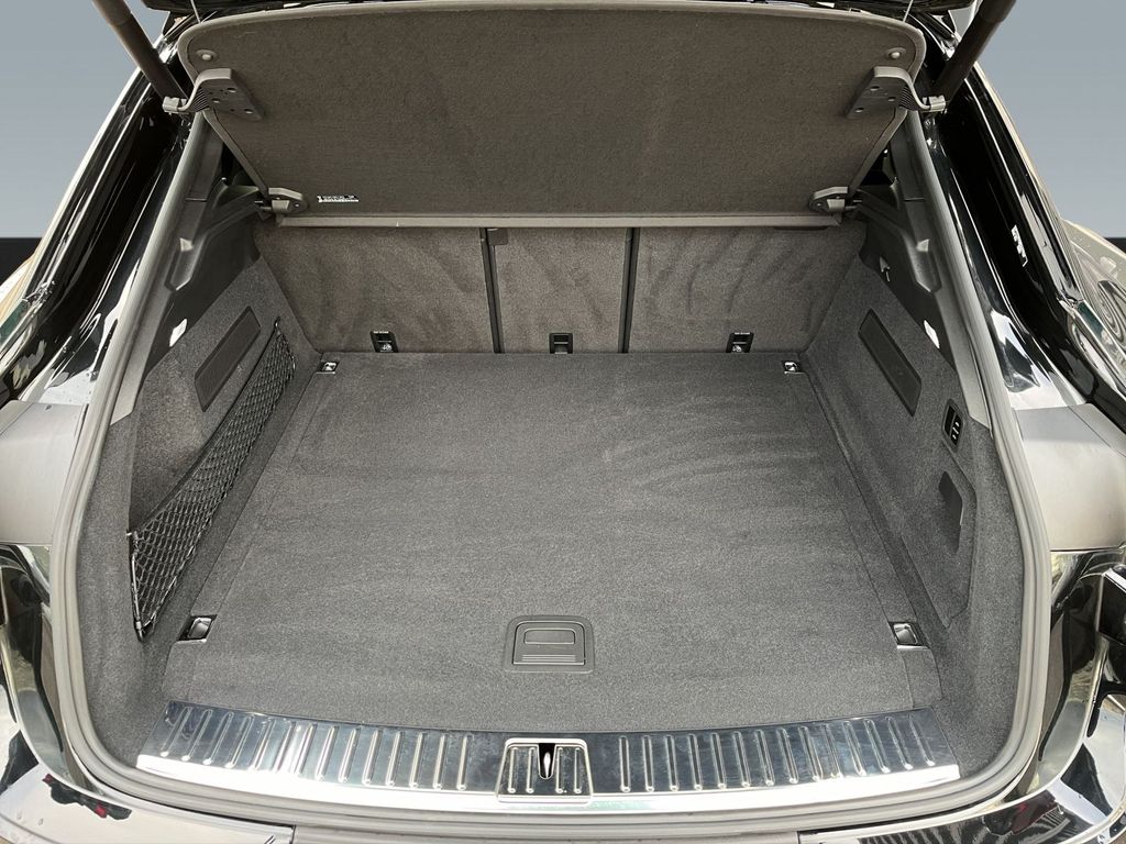 Porsche Cayenne 2024