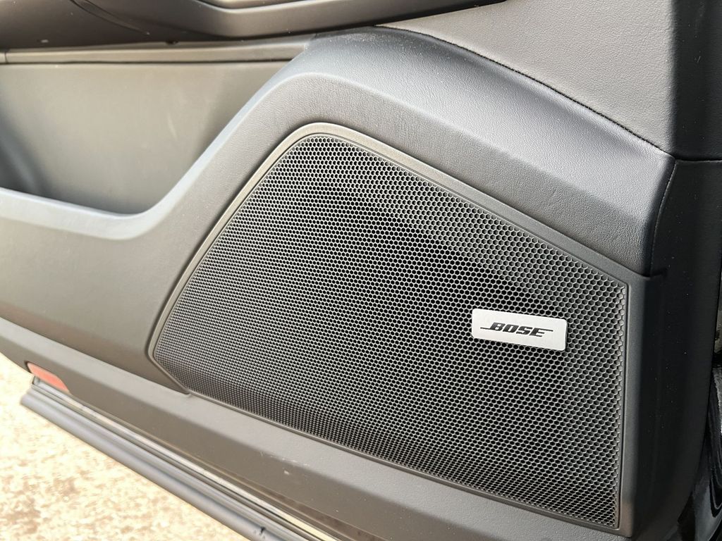 Porsche Cayenne 2024