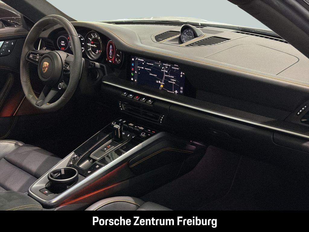 Porsche 992 2023