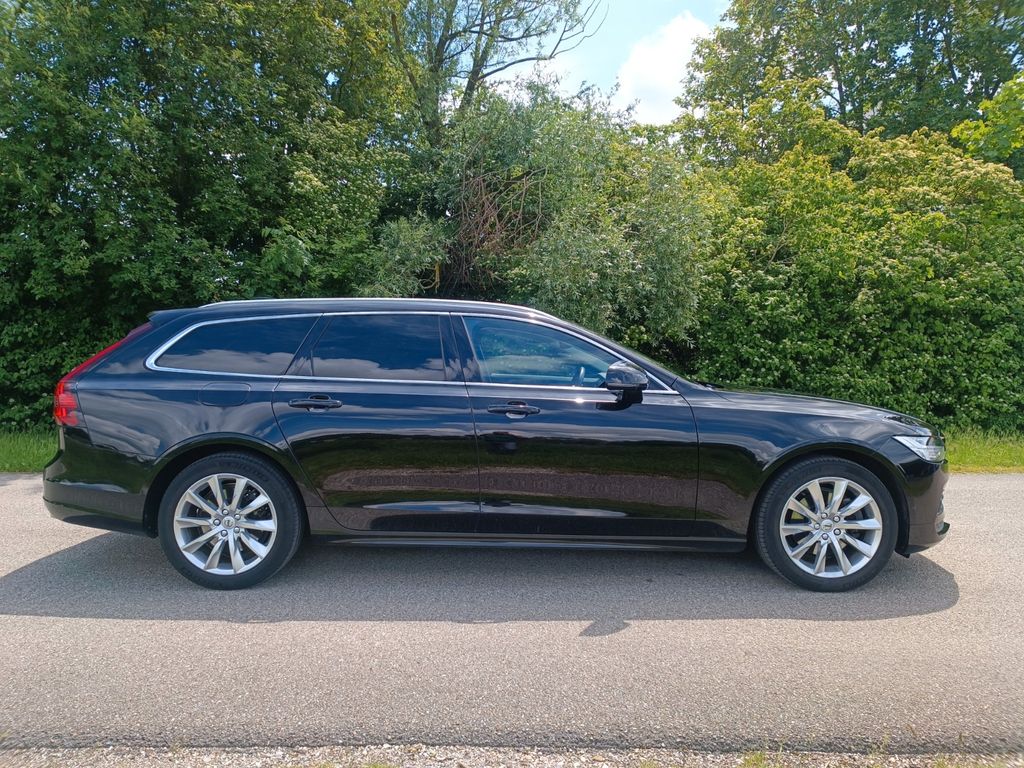 Volvo V90 2021