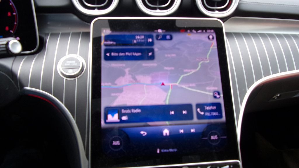 Mercedes-Benz C 220 2025