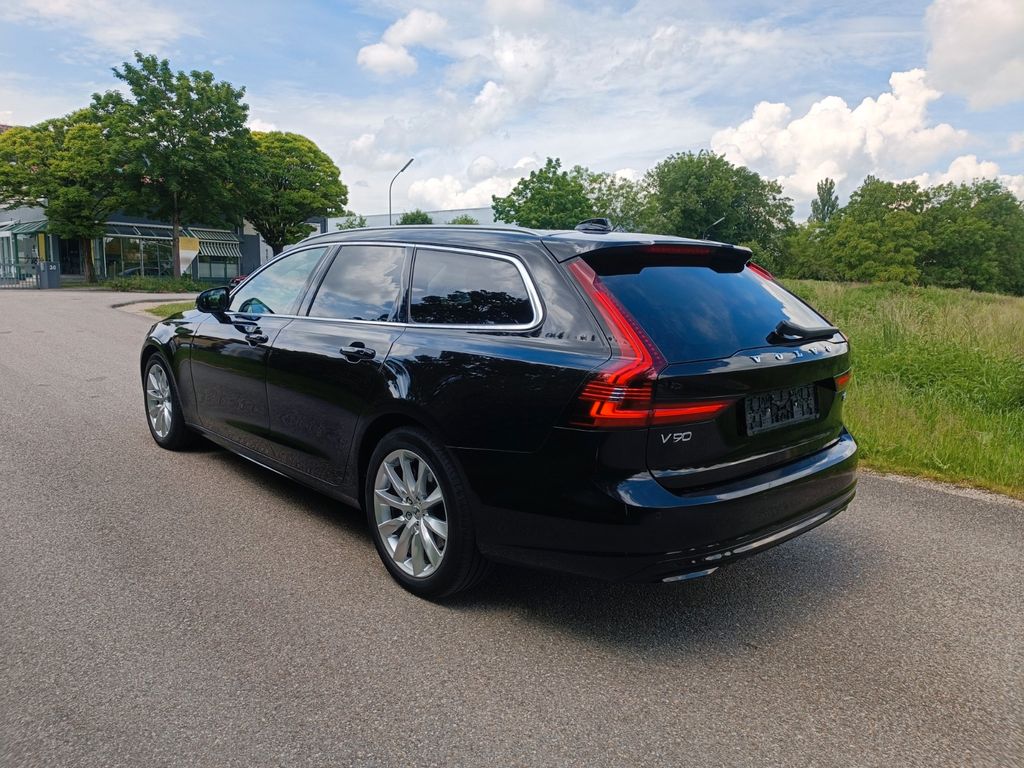 Volvo V90 2021