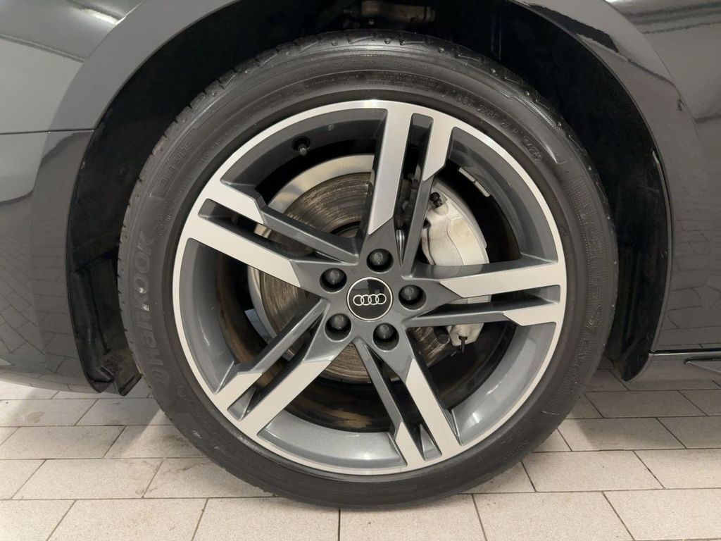 Audi A4 2024