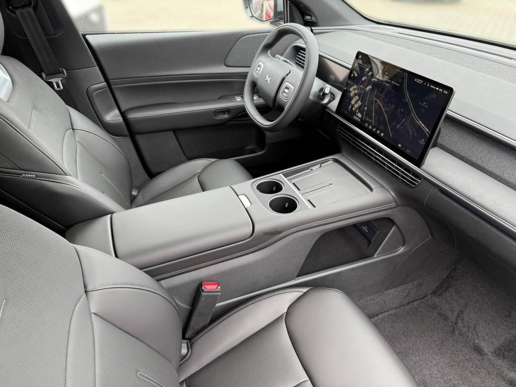 XPENG G6
