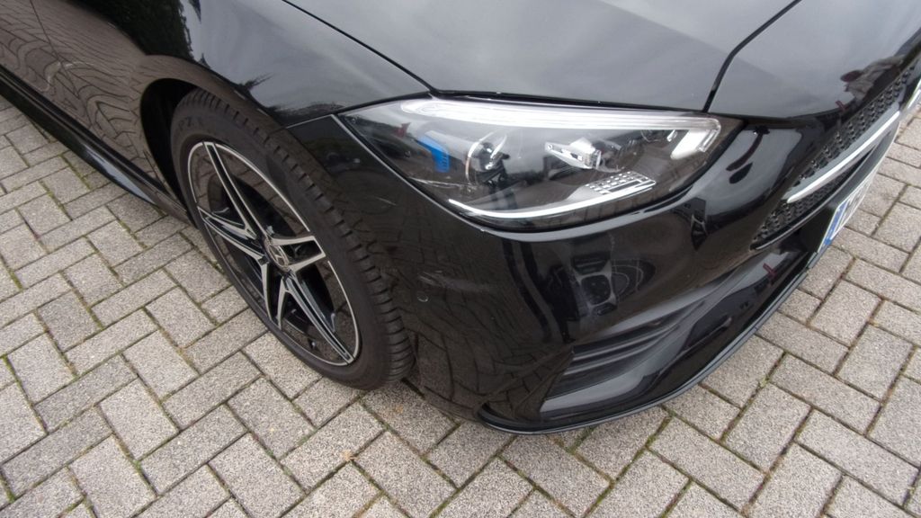 Mercedes-Benz C 220 2025