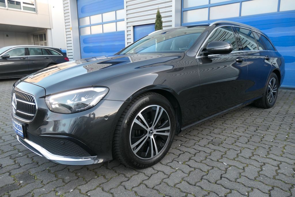 Mercedes-Benz E 220 2022