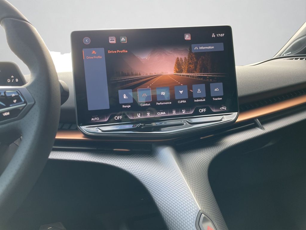 Cupra Tavascan 2026