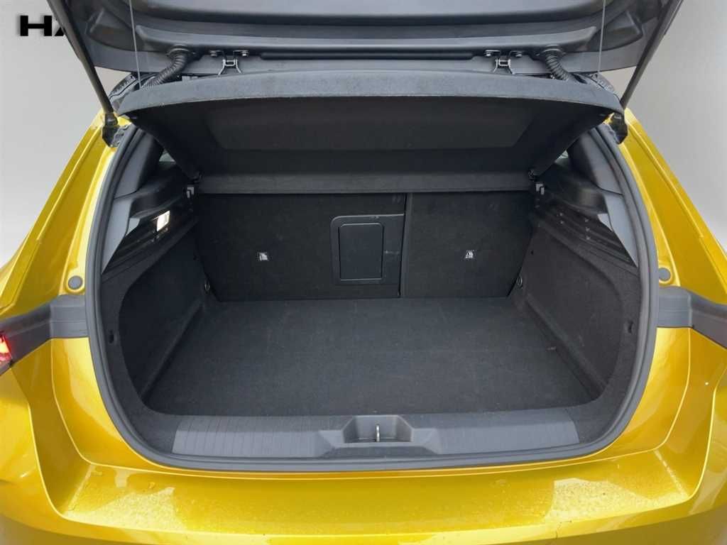 Opel Astra 2022