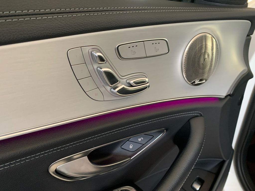 Mercedes-Benz E 300 2022