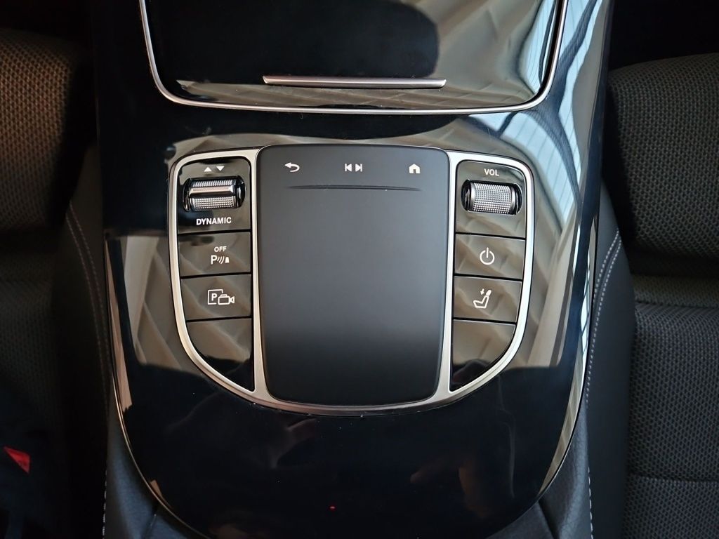 Mercedes-Benz E 300 2022