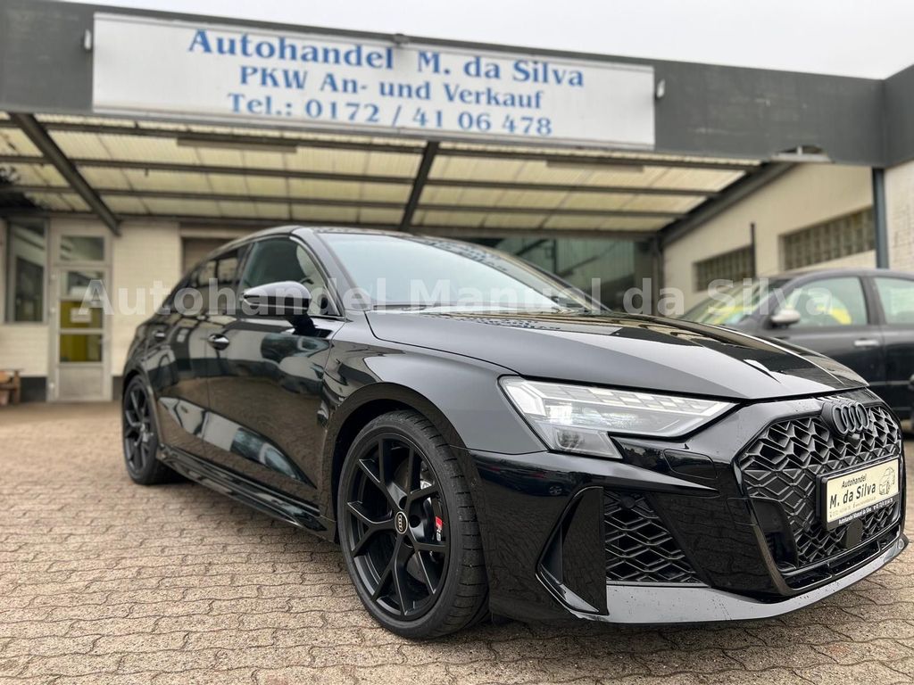 Audi RS3 2025