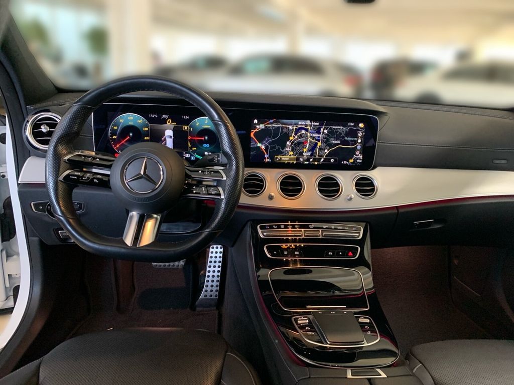 Mercedes-Benz E 300 2022