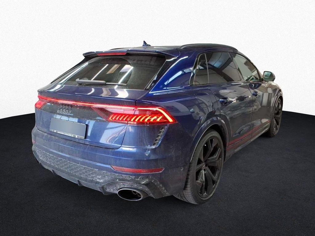Audi RSQ8 2023