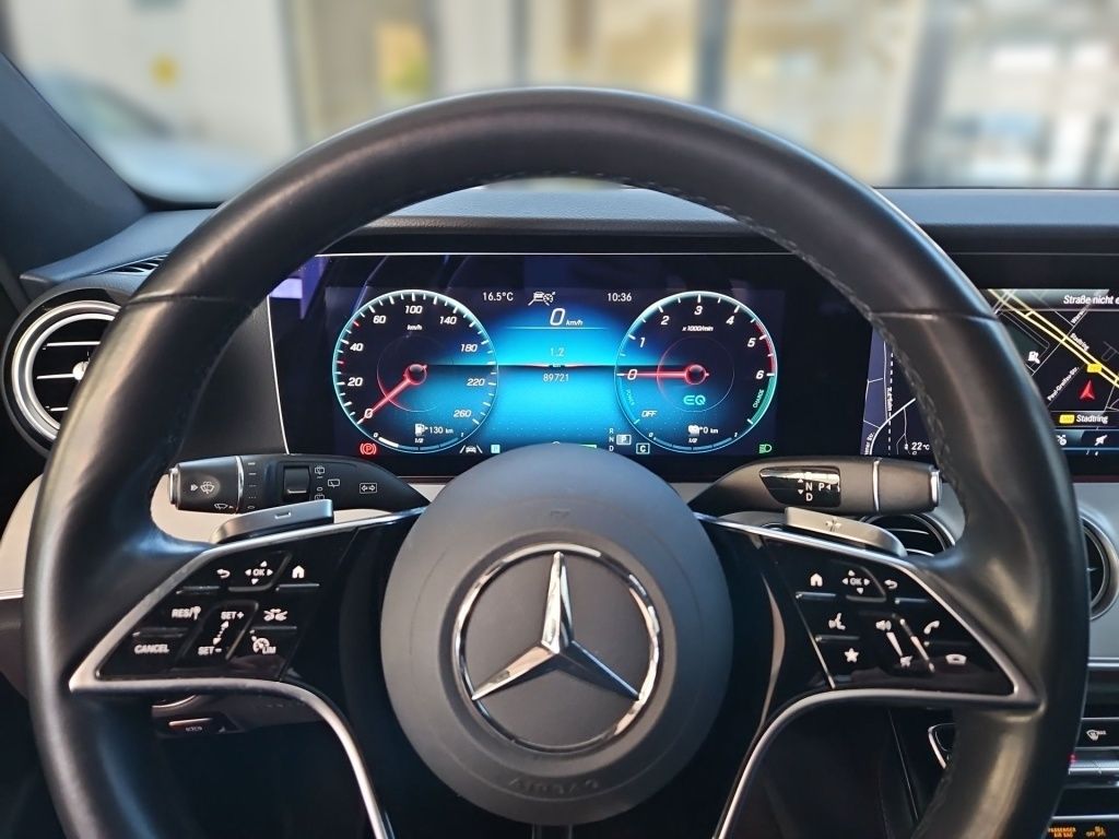 Mercedes-Benz E 300 2022