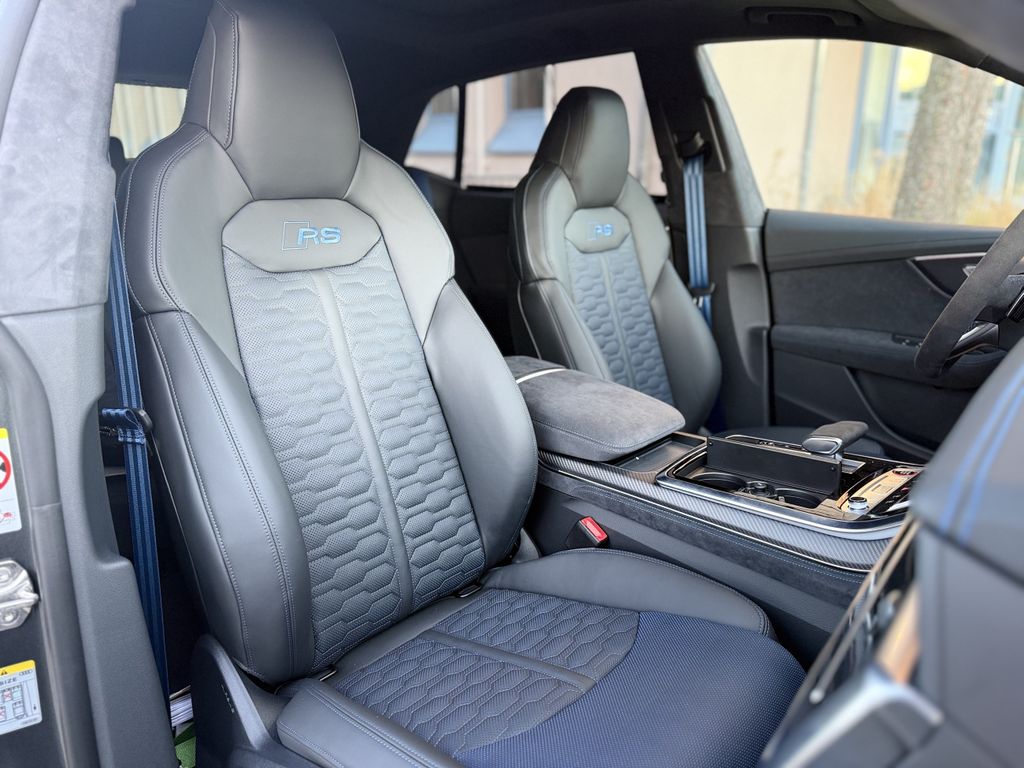 Audi RSQ8 2025